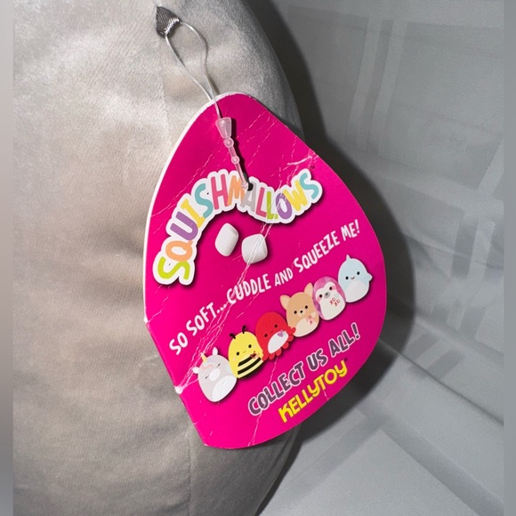 Teresa the Unicorn Squishmallow - Picture 3 of 4